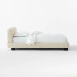 Cantar Ivory Velvet Upholstered Queen Bed -Home Furnishing Store CantarIvoryVelvetQBedSDSSS23