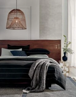 Smoke Stack Black Terracotta Vase -Home Furnishing Store LandscapeMidtoneKingBedJN20