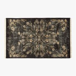 Lavish Hand-Knotted Black Floral Wool Area Rug 5'x8'