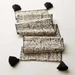 Nava Black And White Patterned Table Runner 14"x90"