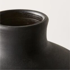 Osito Round Black Terracotta Floor Vase -Home Furnishing Store OsitoBlkHandThrownVaseAV2SHF22