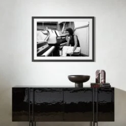 'Aretha At The Piano' Photographic Print In Black Frame 21.5"x17.5" -Home Furnishing Store SEArethaPianoBk33x39p5F22 3D