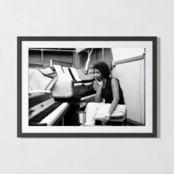 Home Furnishing Store -Home Furnishing Store SEArethaPianoBk33x39p5SF22 3D